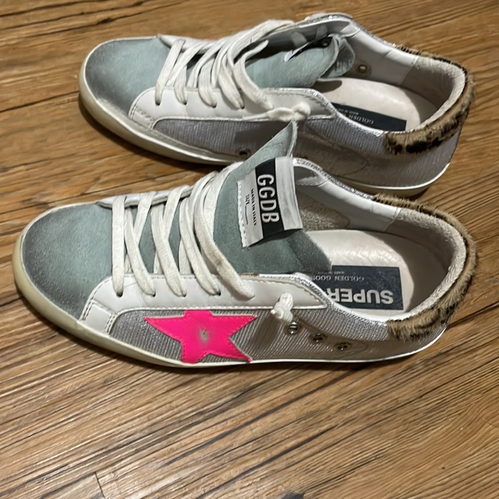Pink star golden goose sneakers